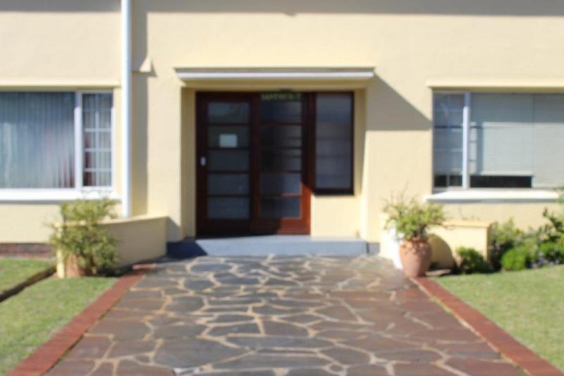 To Let 2 Bedroom Property for Rent in Fish Hoek Western Cape